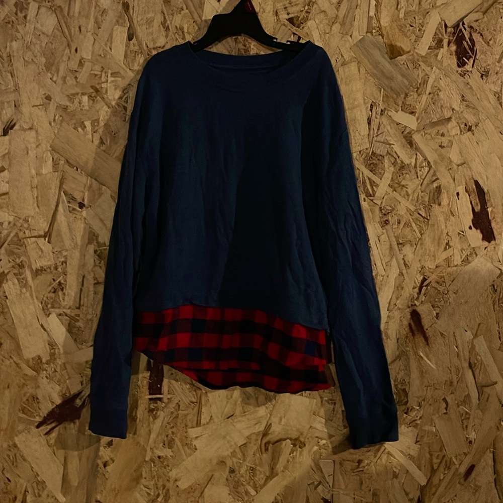 Once used vineyard vines navy layered shirt plaid girls size XL (18)